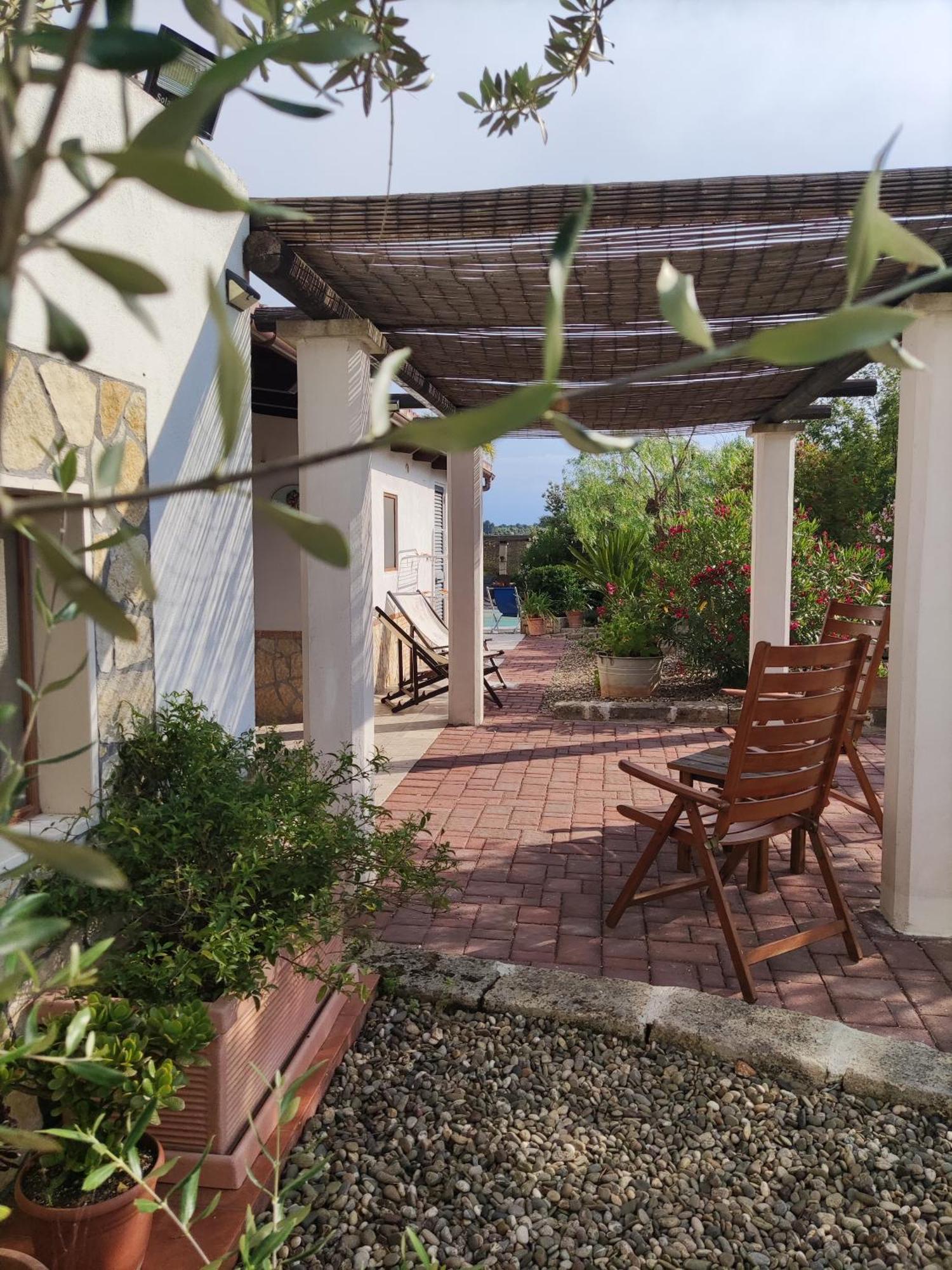 Villa Giulia B&B Castellana Grotte Exterior photo