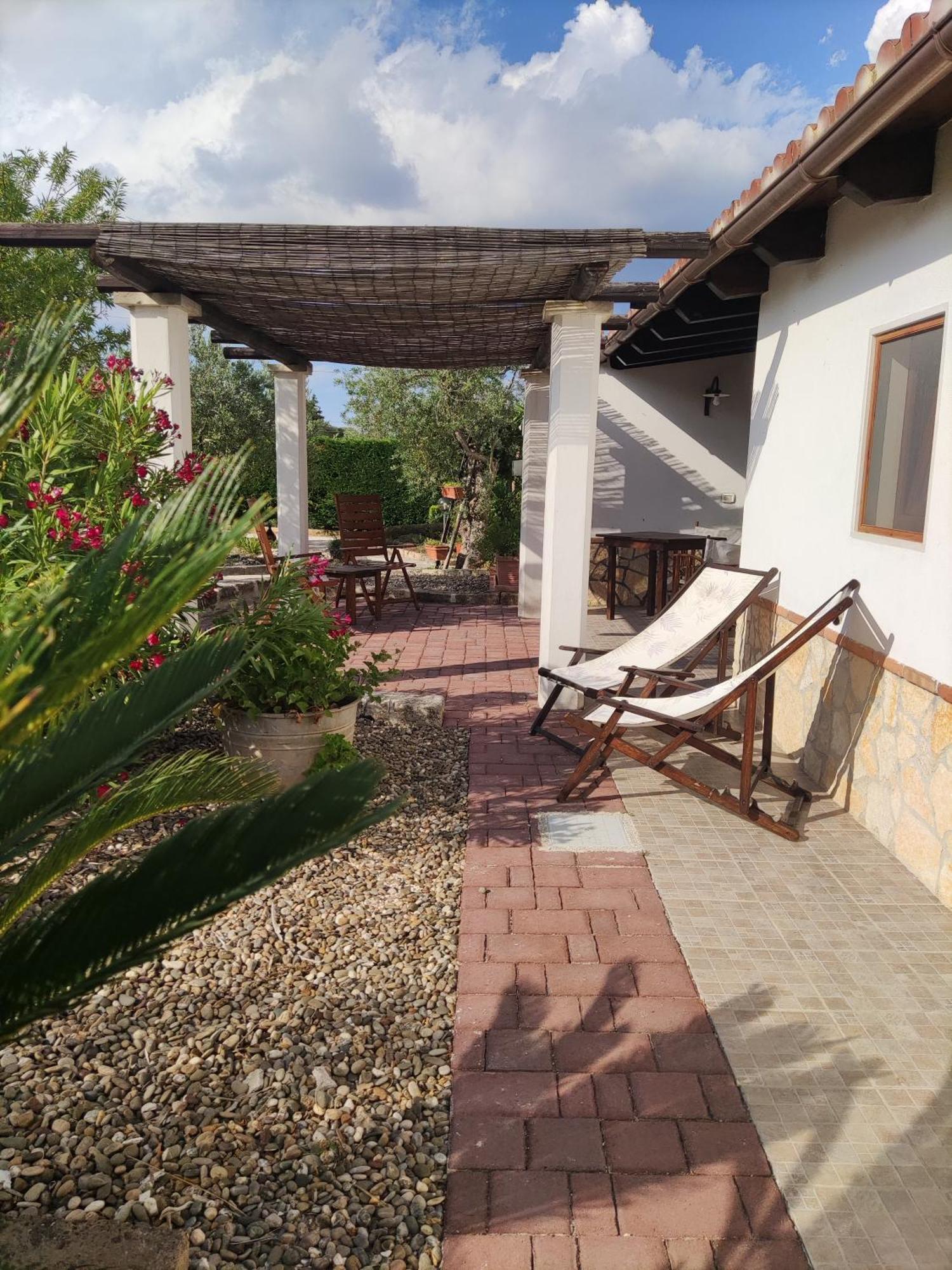 Villa Giulia B&B Castellana Grotte Exterior photo
